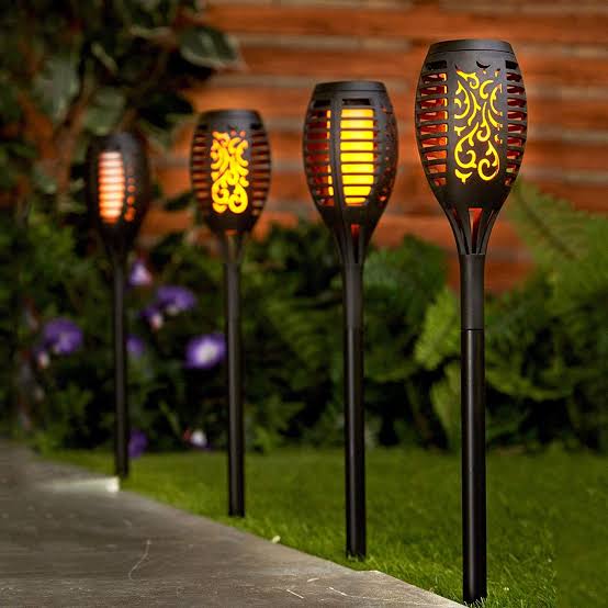 Solar%20Light%20Flickering%201M 1746710801